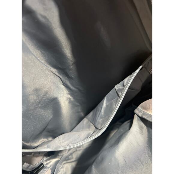 New Balance Mens Core Performance Day Bag Hiking School Travel Backpack - Picture 9 of 11